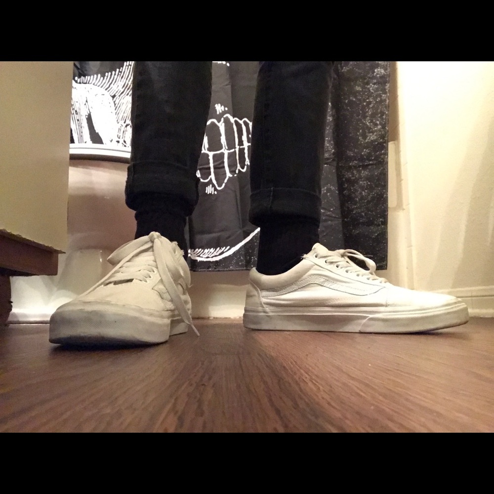 White vans old skools size 11.5